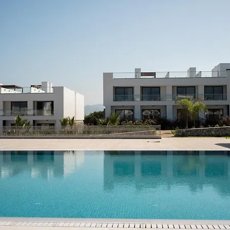 Modern With Resort-style Living Nikósie