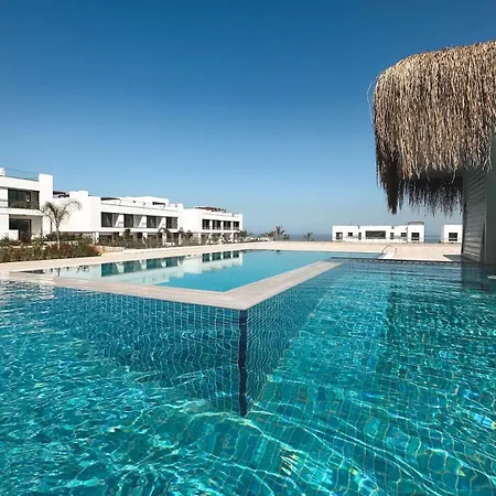 Modern With Resort-style Living Διαμέρισμα