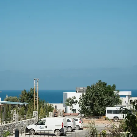 Modern With Resort-style Living Διαμέρισμα